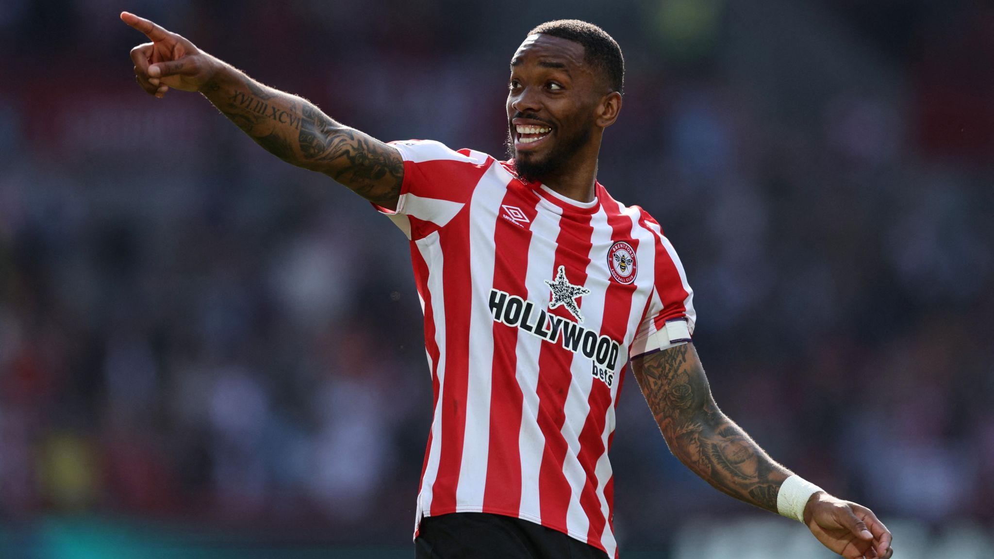 Ivan Toney một trong những tiền đạo Arsenal đang để mắt tới